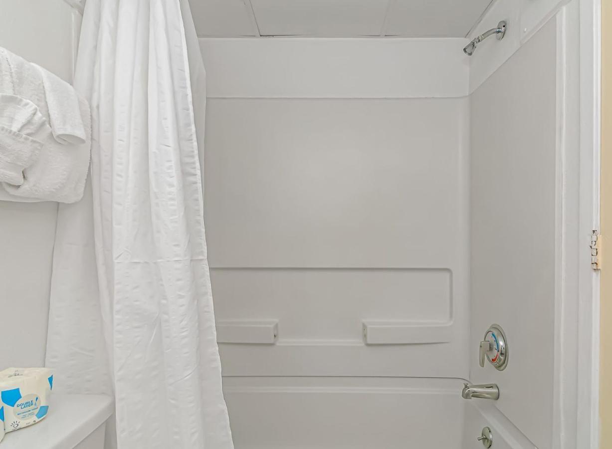 Renovated And Modern! Beautifully Updated Queen Suite! Sea Mist Resort 50410 Perfect For 2-4 Guests! Мертл-Біч Екстер'єр фото